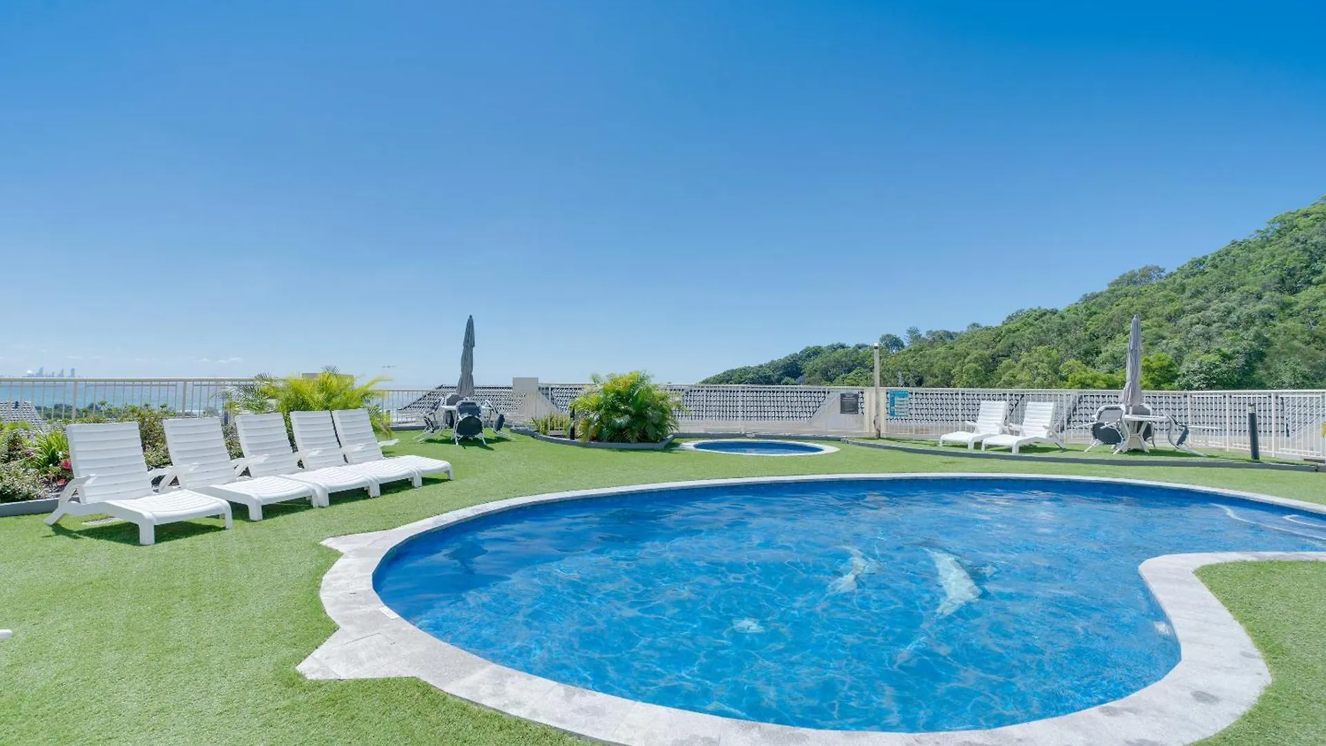 Appartamento Coastal Views Await - Luxurious 2Br Retreat Gold Coast
